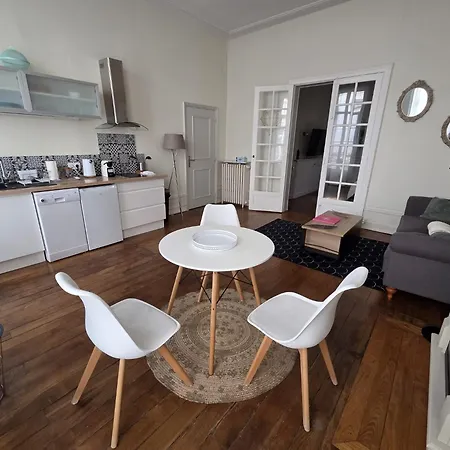 Aparthotel Austerlitz Centre 3*