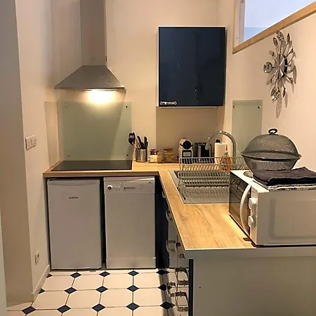 Austerlitz Centre Aparthotel 3*